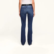 Load image into Gallery viewer, Straight-Leg Jean